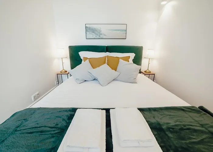 Downtown Premium By Vacationy