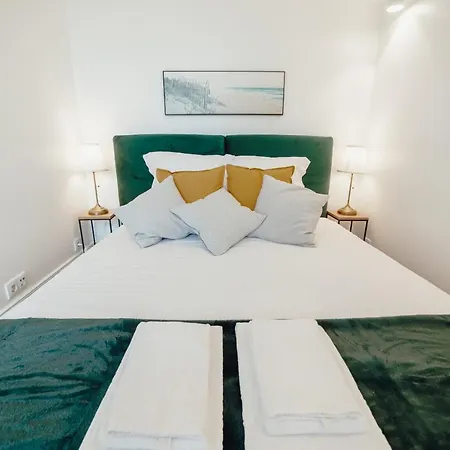 Downtown Premium By Vacationy